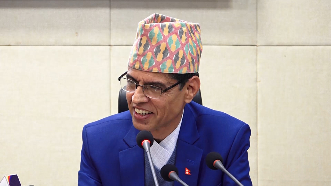 अनुशासित र स्वच्छ प्रहरी आवश्यक छ : गृहसचिव सिंह
